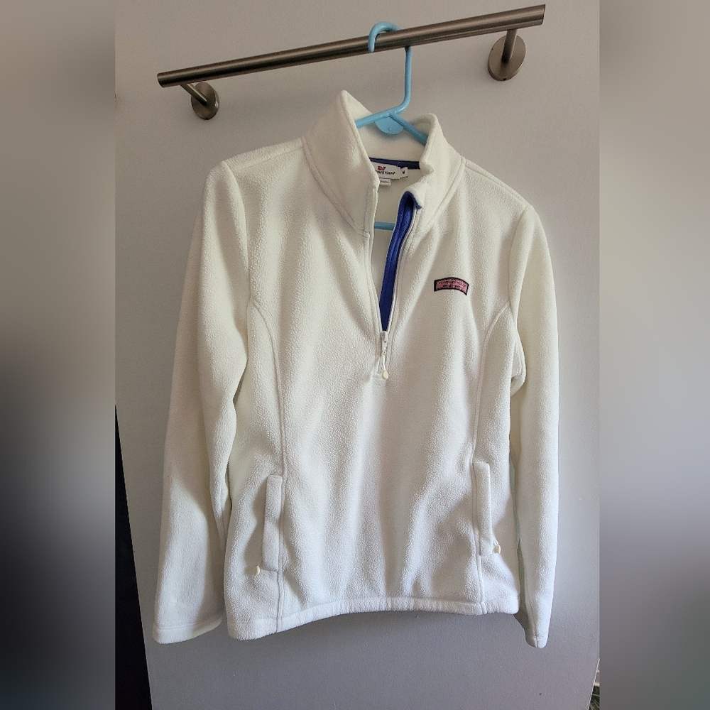 Medium Vineyard Vines White Fleece Jacket